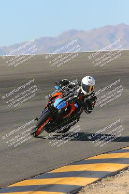 media/Nov-06-2023-Moto Forza (Mon) [[ce023d0744]]/4-Beginner Group/Session 2 (Bowl Tight Speed)/